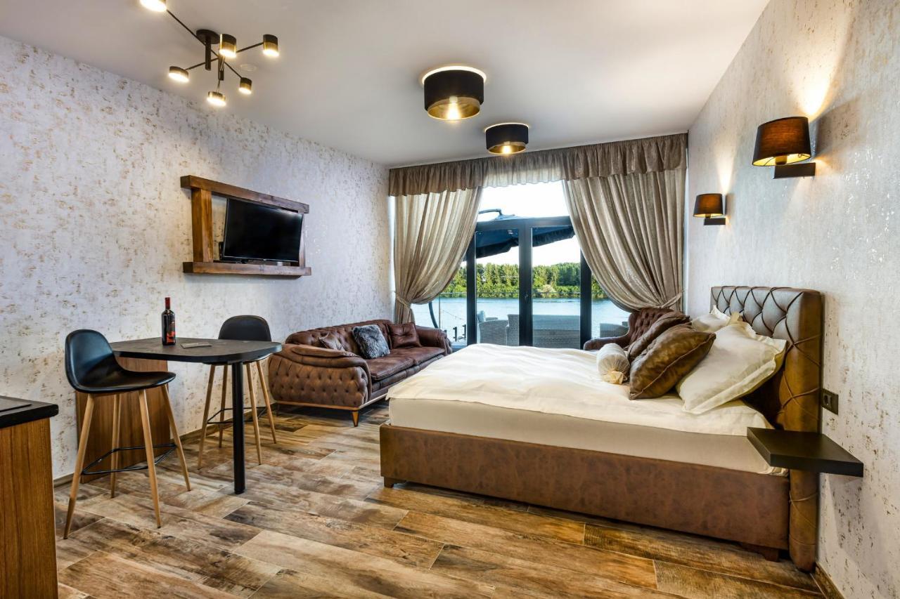 Apartmani Tiske Noci Bečej Zewnętrze zdjęcie